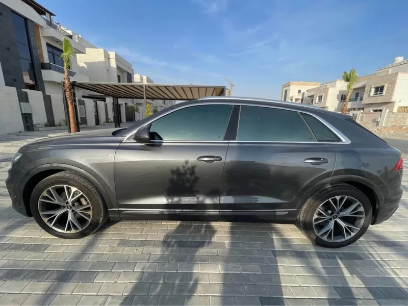 2021 اودي كيو ٨ in Dubai