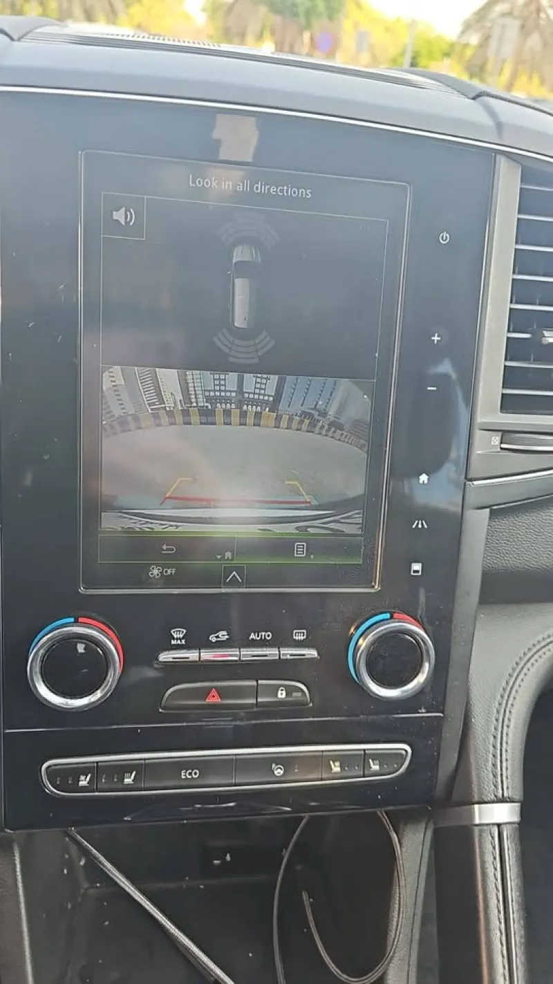 2024 رينو كوليوس in Dubai