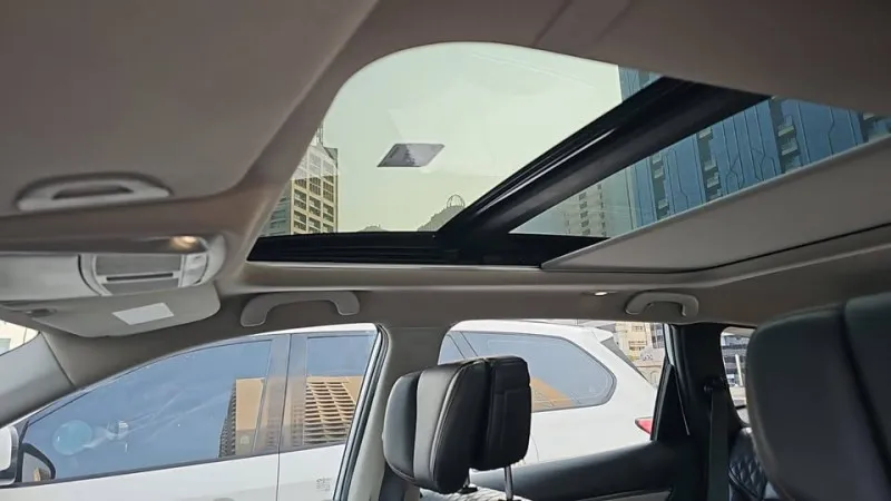 2024 رينو كوليوس in Dubai