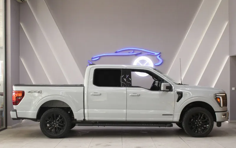2024 Ford F150 in Dubai