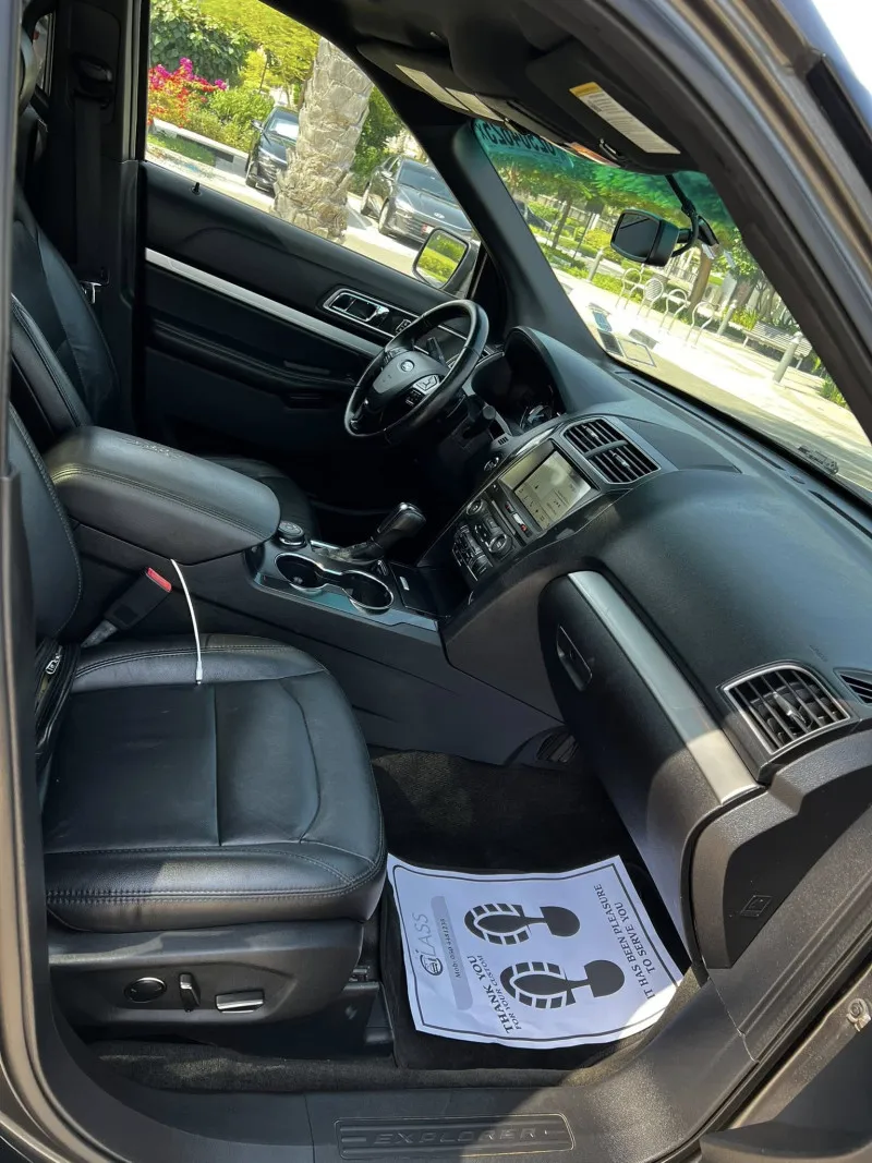 2017 Ford Explorer in Dubai