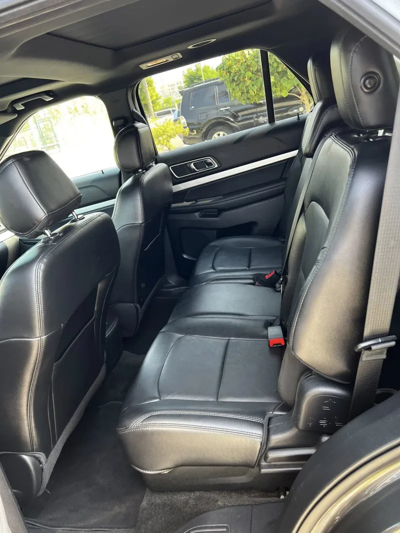 2017 Ford Explorer in Dubai
