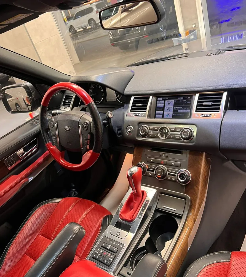 2012 Land Rover Range Rover Sport in Dubai