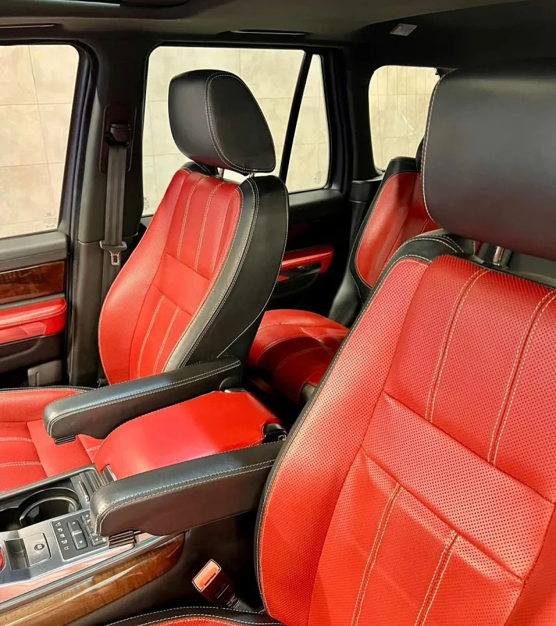 2012 Land Rover Range Rover Sport in Dubai