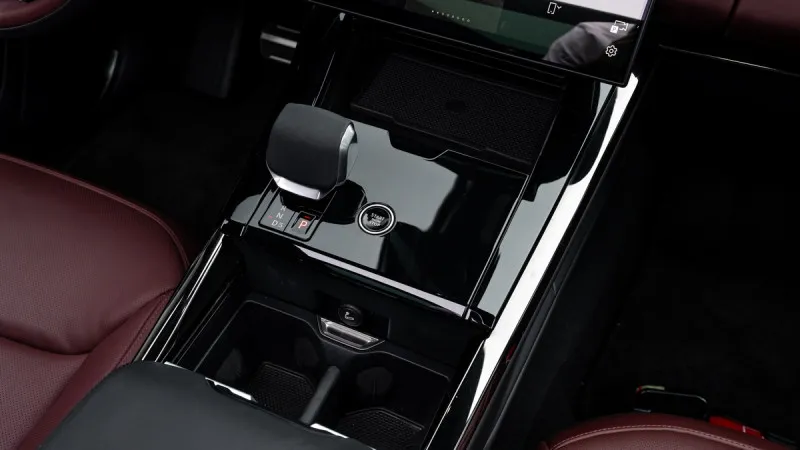 2024 Land Rover Range Rover Sport in Dubai