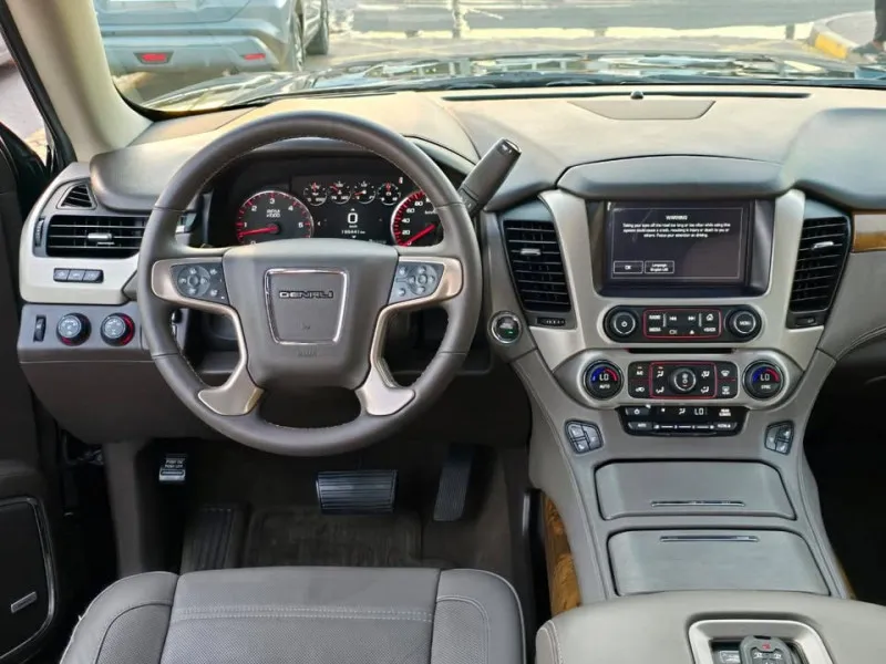 2015 GMC Yukon in Dubai