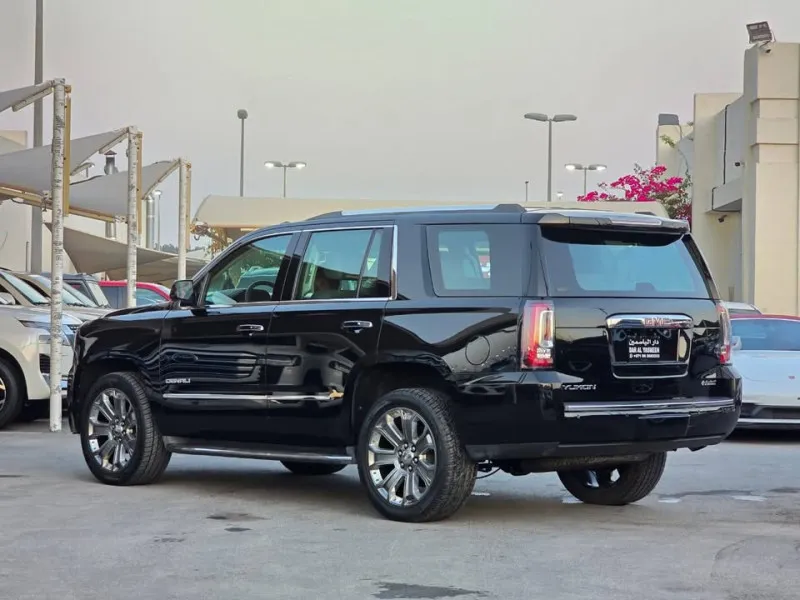2015 GMC Yukon in Dubai