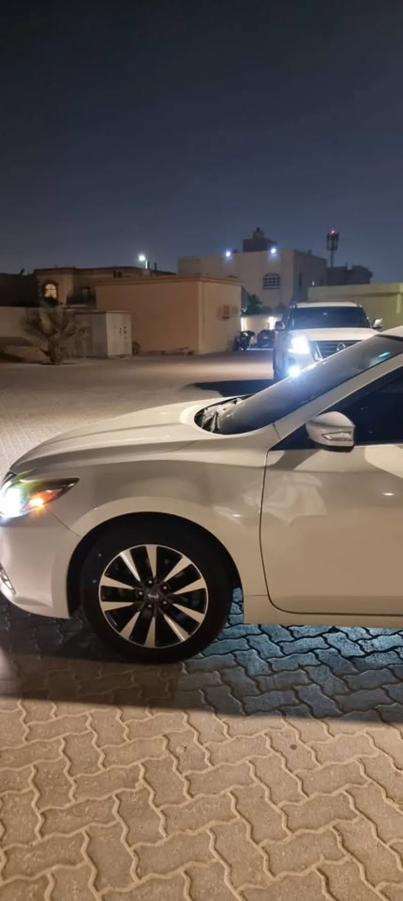 2016 نيسان آلتيما in Dubai