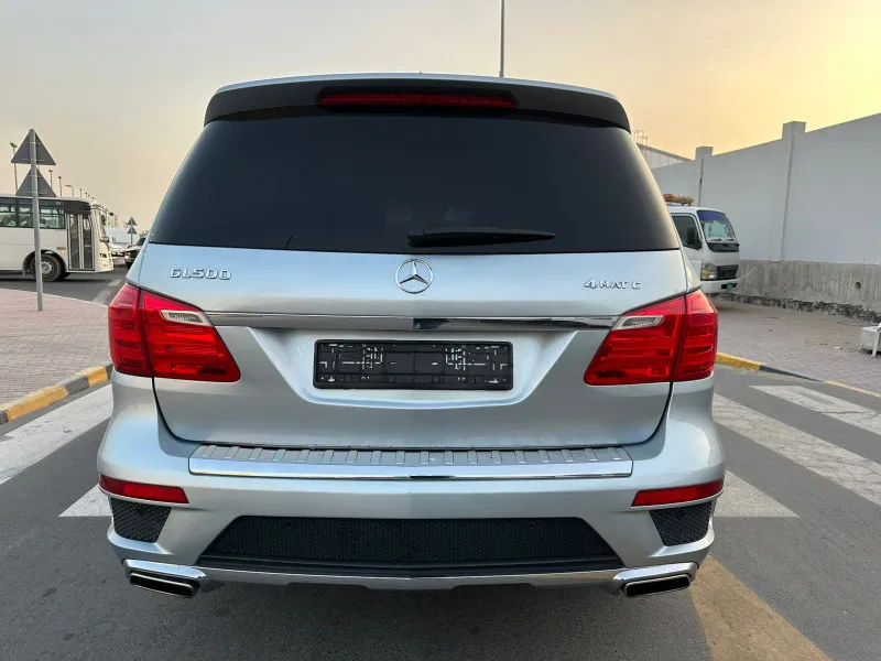 2015 Mercedes-Benz GL in Dubai
