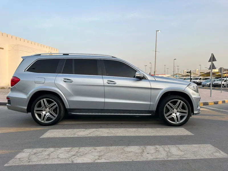 2015 Mercedes-Benz GL in Dubai