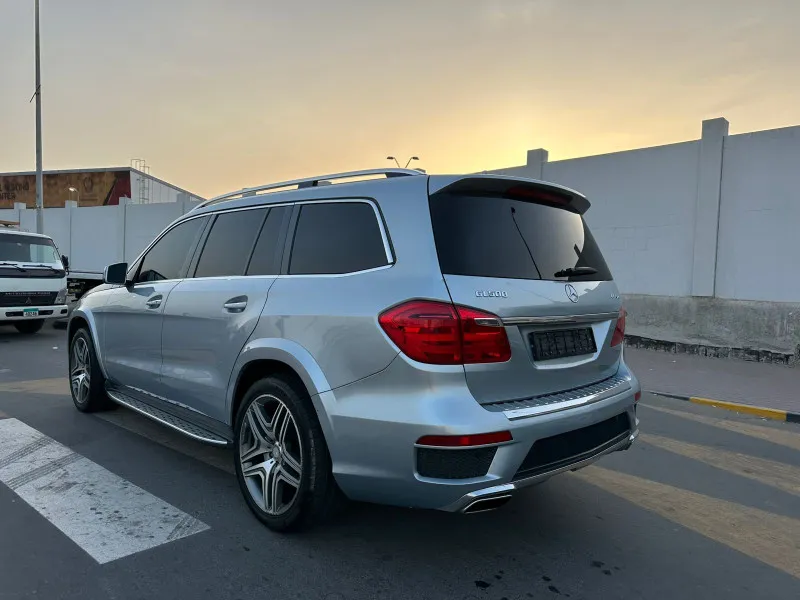 2015 Mercedes-Benz GL in Dubai