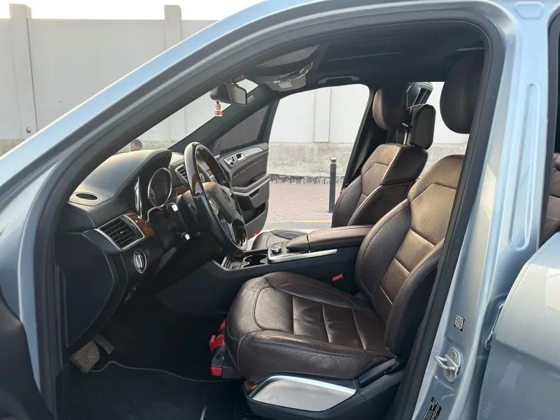 2015 Mercedes-Benz GL in Dubai