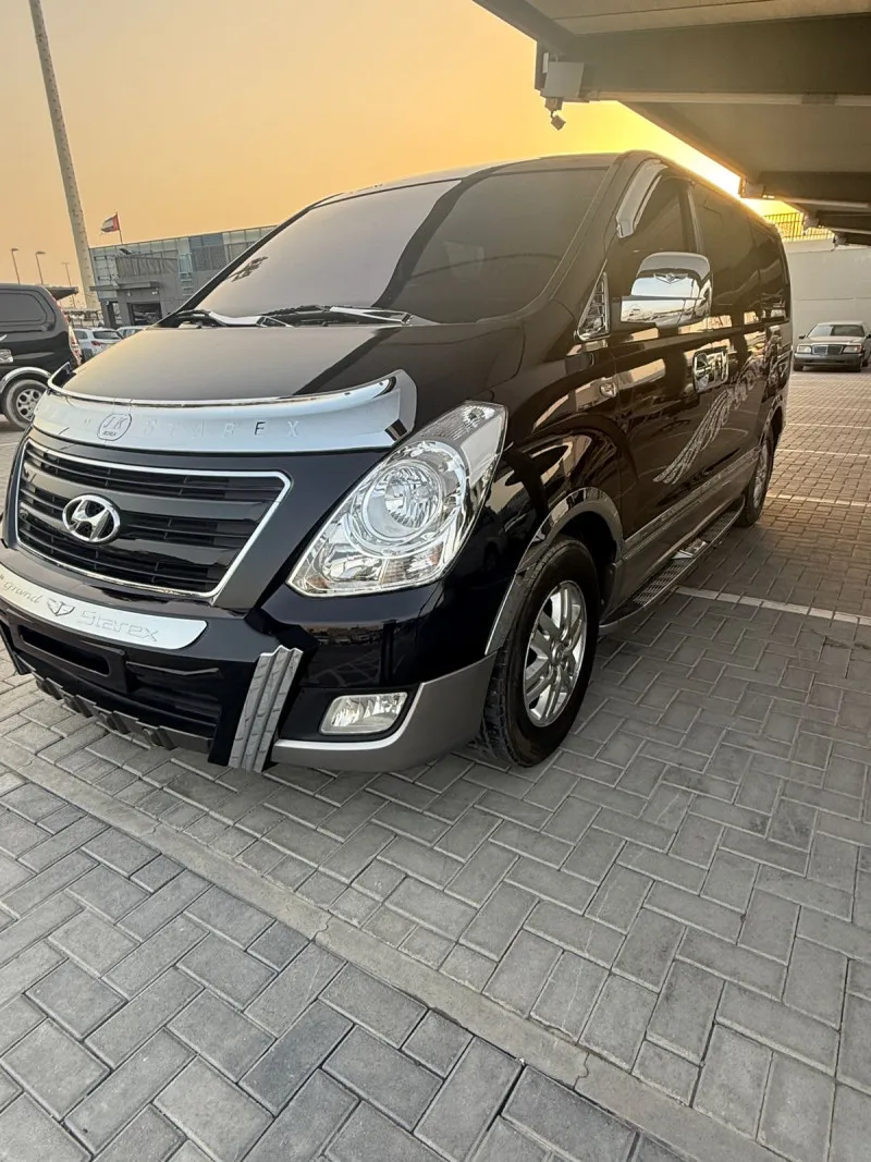 2016 هيونداي إتش١ in Dubai