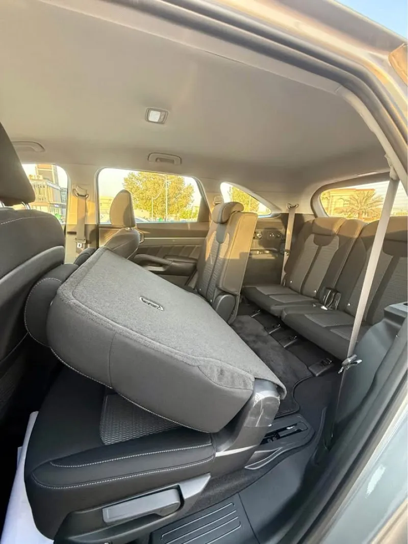 2024 Kia Sorento in Dubai
