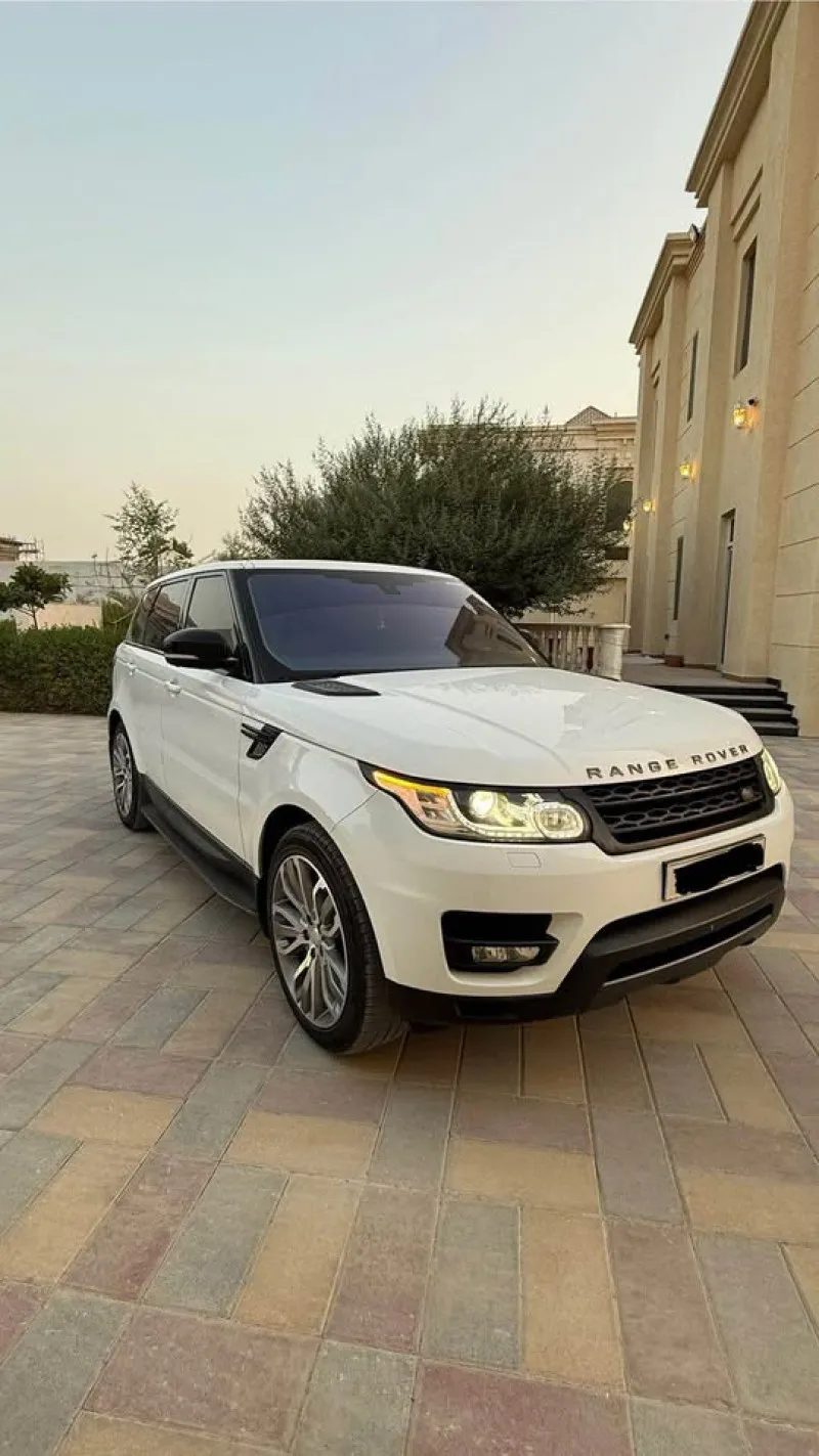 2016 لاند روفر رينج روفر سبورت in Dubai