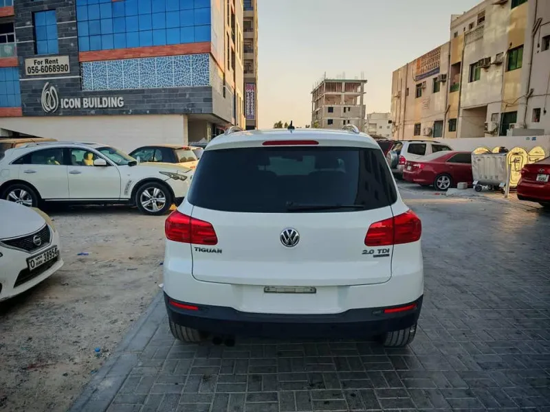 2015 فولجس فاجن تيغوان in Dubai