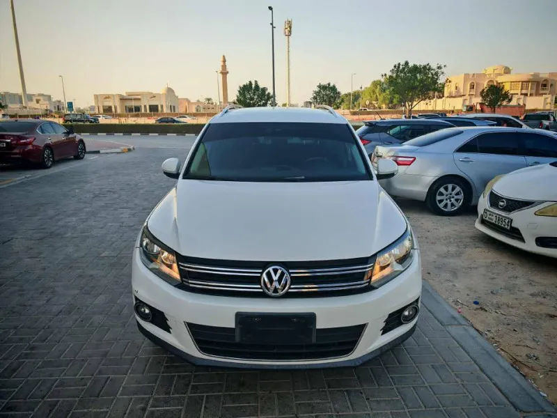 2015 فولجس فاجن تيغوان in Dubai