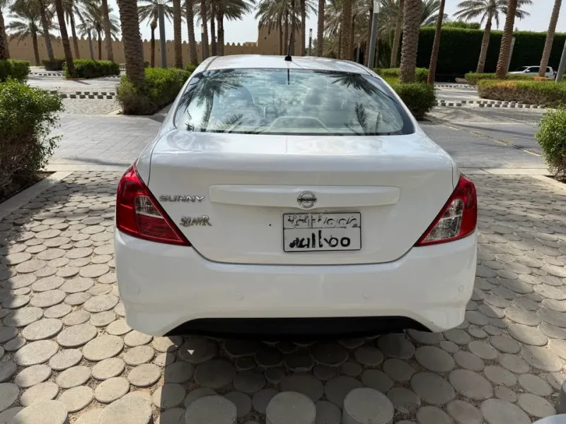 2019 Nissan Sunny in Dubai