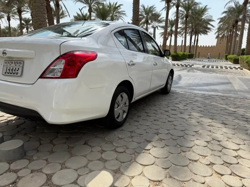2019 Nissan Sunny in Dubai
