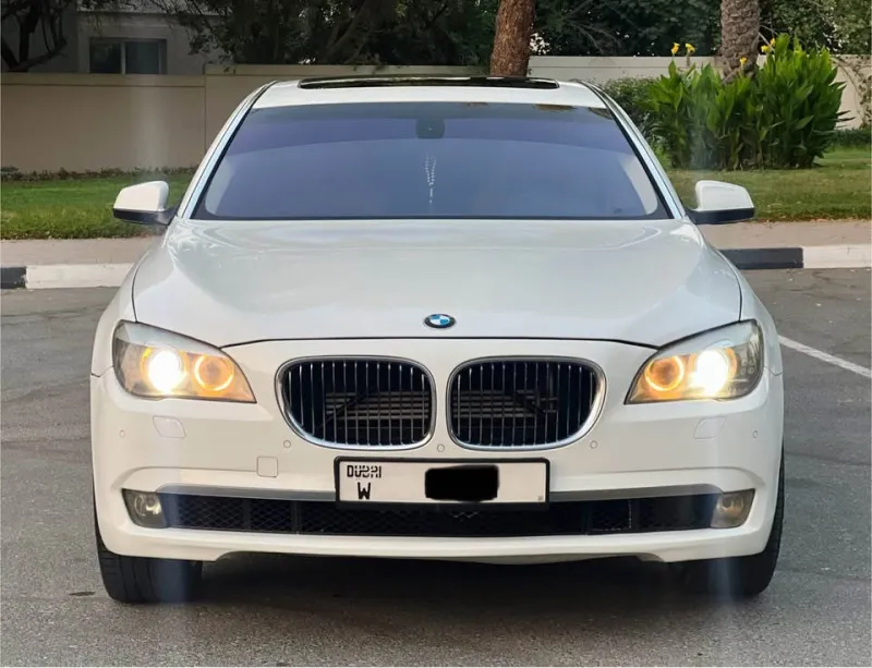 2010 بي أم دابليو الفئة - 7 in Dubai