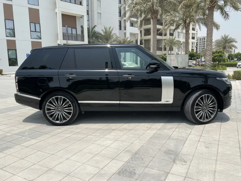 2020 لاند روفر رينج روفر in Dubai