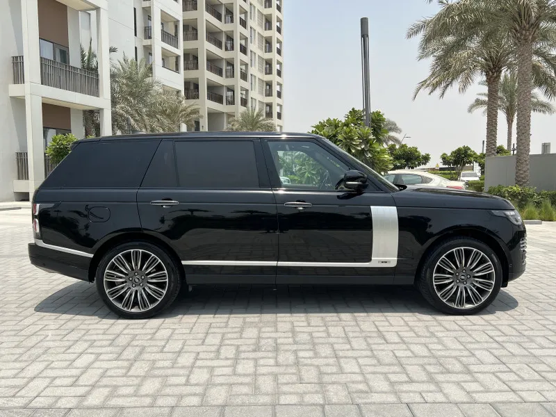 2020 لاند روفر رينج روفر in Dubai