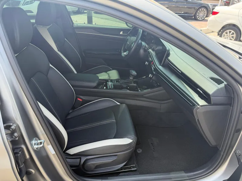 2025 Kia K5 in Dubai