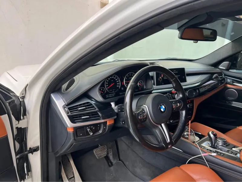 2015 BMW X6 in Dubai