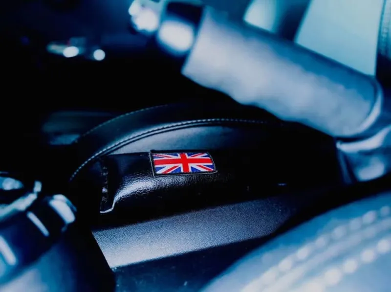 2016 Mini Cooper in Dubai