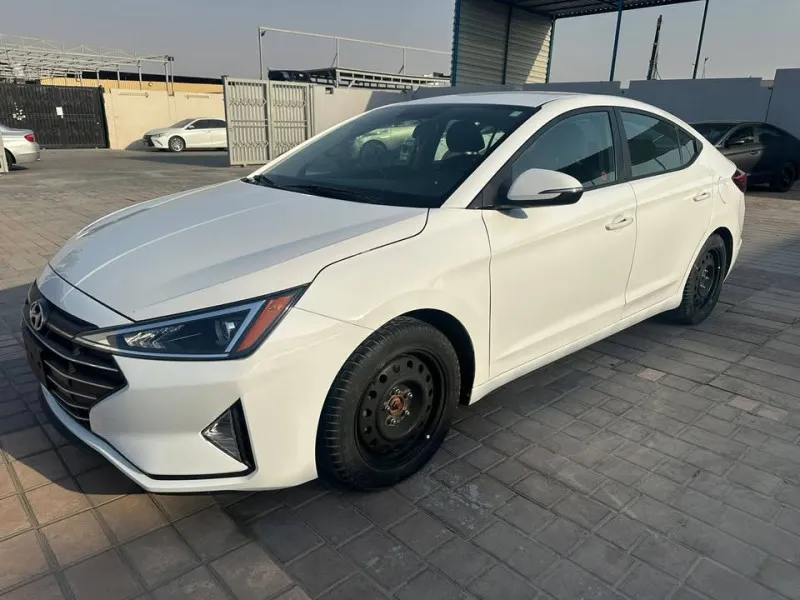 2020 Hyundai Elentra in Dubai