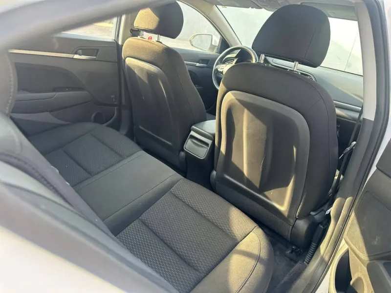 2020 Hyundai Elentra in Dubai