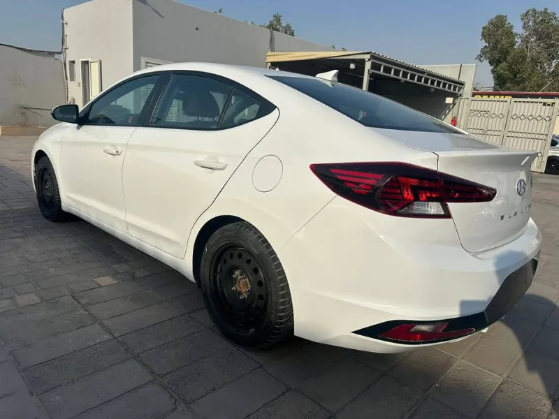 2020 Hyundai Elentra in Dubai