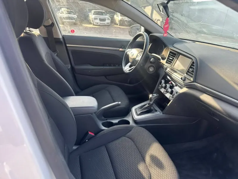2020 Hyundai Elentra in Dubai