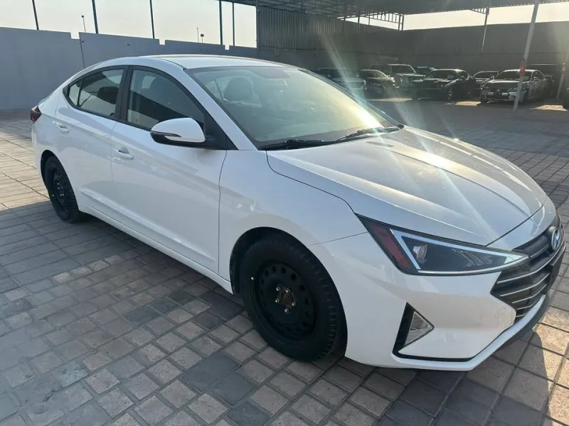 2020 Hyundai Elentra in Dubai