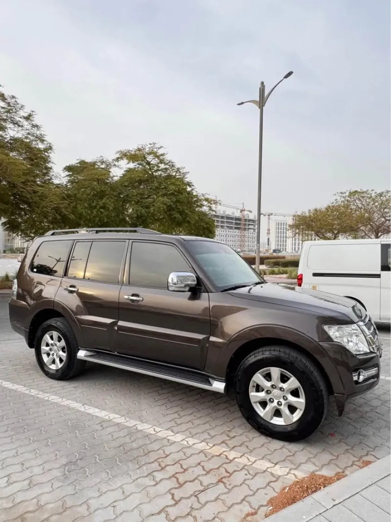 2017 ميتسوبيشي باجيرو in Dubai
