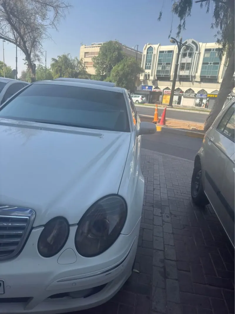 2009 Mercedes-Benz E-Class in Dubai