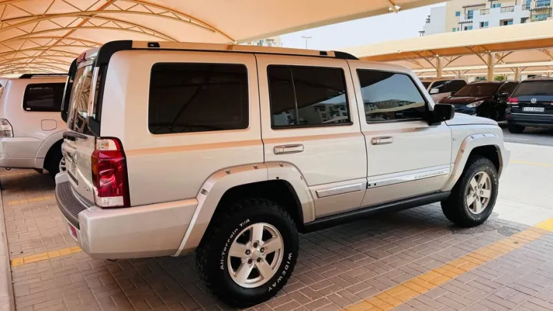 2007 جييب كوماندر in Dubai