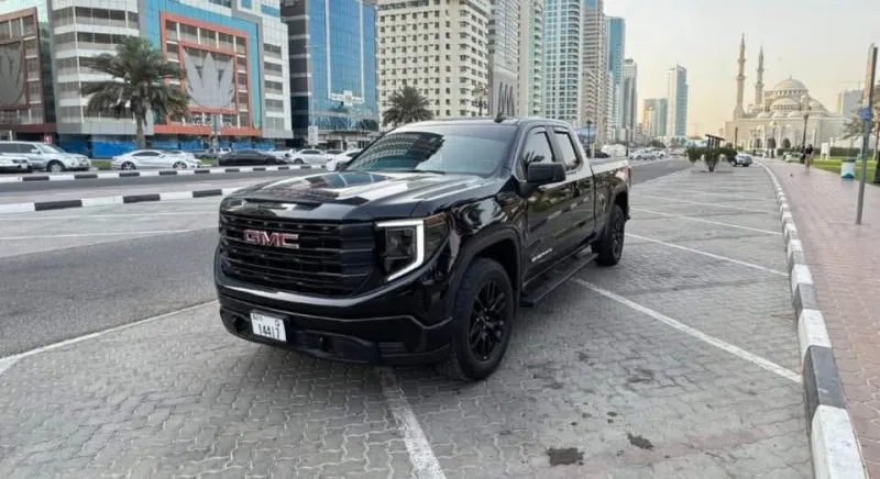 2023 GMC Sierra in Dubai