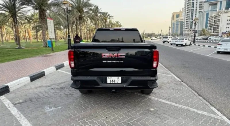 2023 GMC Sierra in Dubai