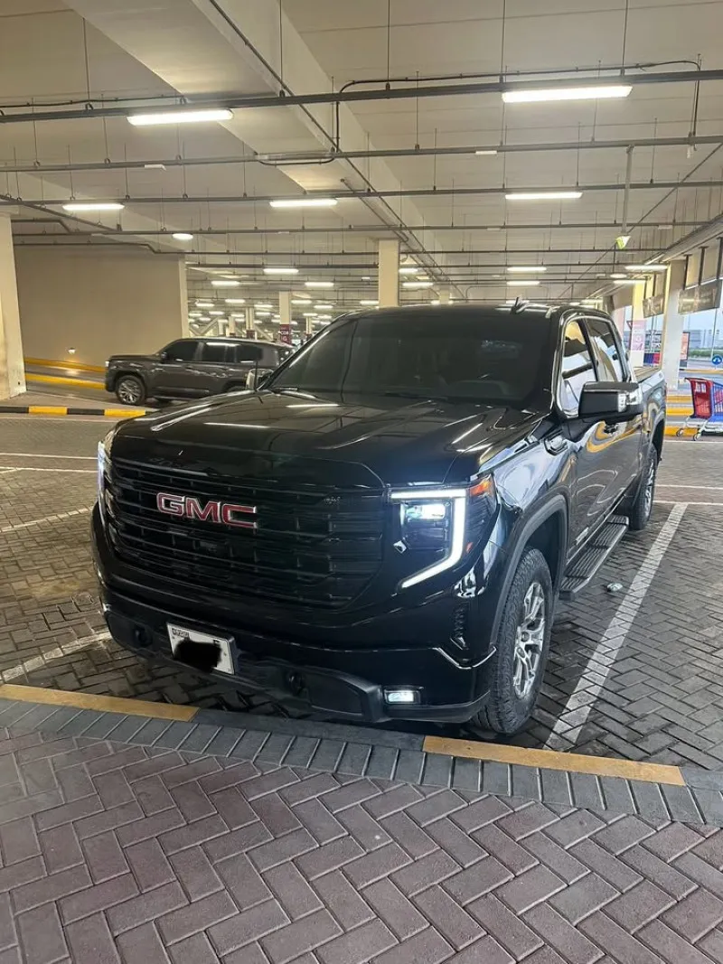 2023 جي أم سي سييرا in Dubai