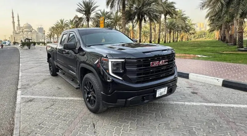 2023 GMC Sierra in Dubai