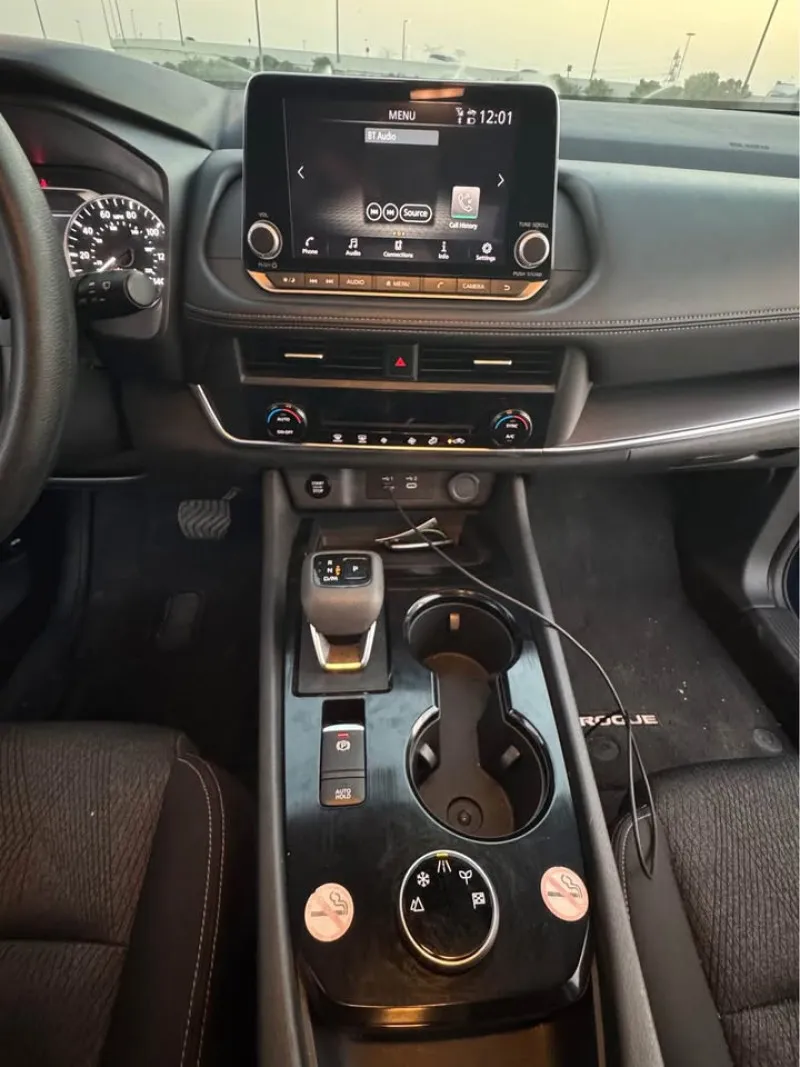 2024 Nissan Rogue in Dubai