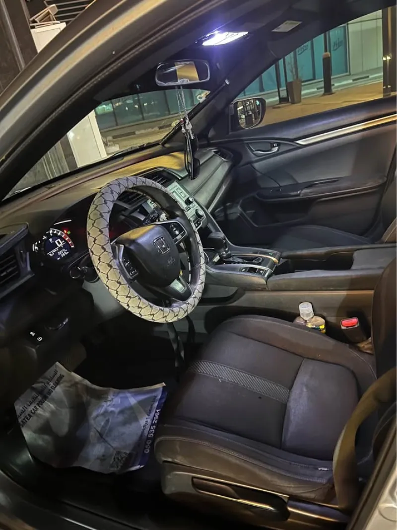 2017 Honda Civic in Dubai