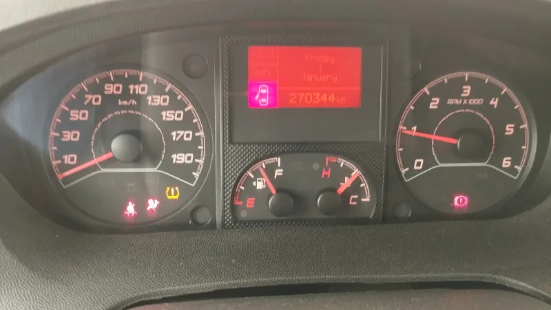 2019 بيجو بوكسر in Dubai