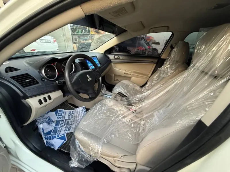 2015 Mitsubishi Lancer in Dubai