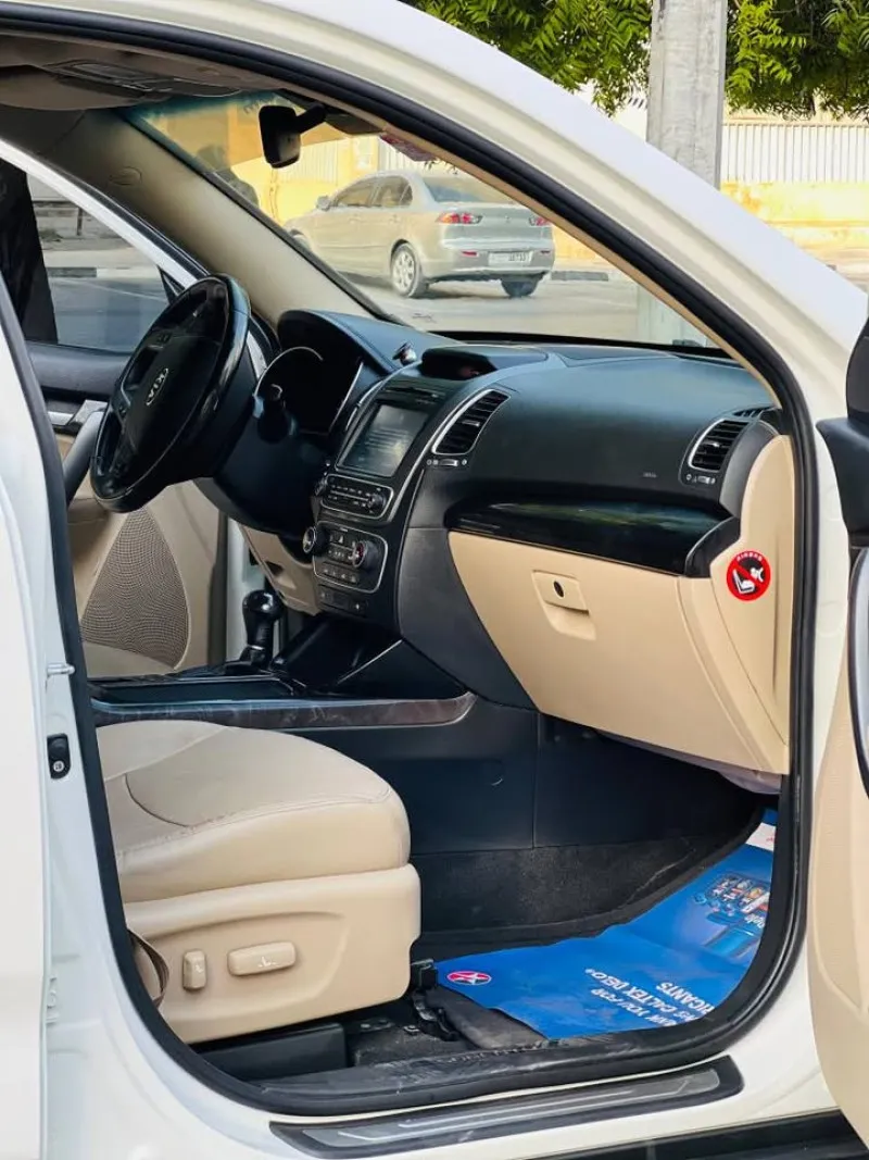 2014 Kia Sorento in Dubai