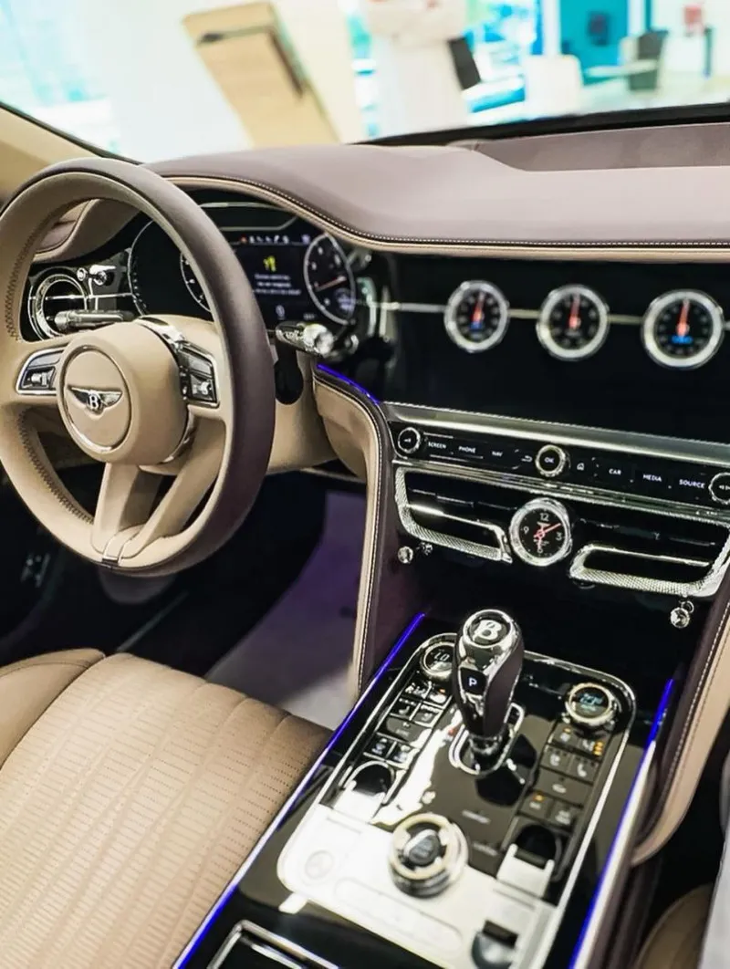 2022 Bentley Continental Flying Spur in Dubai