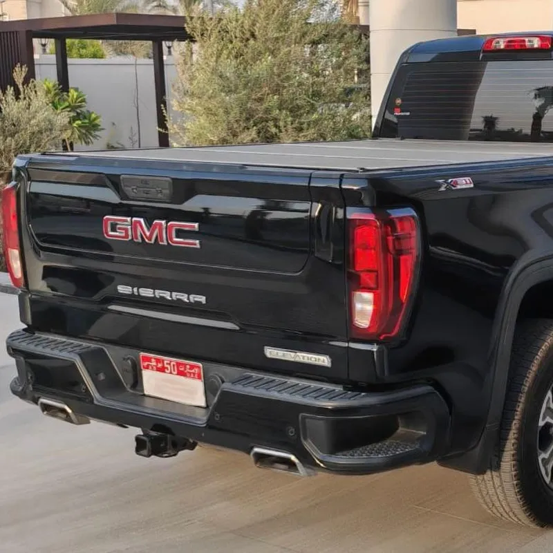 2022 GMC Sierra in Dubai