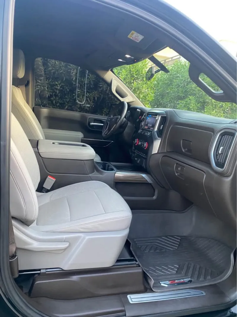 2021 Chevrolet Silverado in Dubai