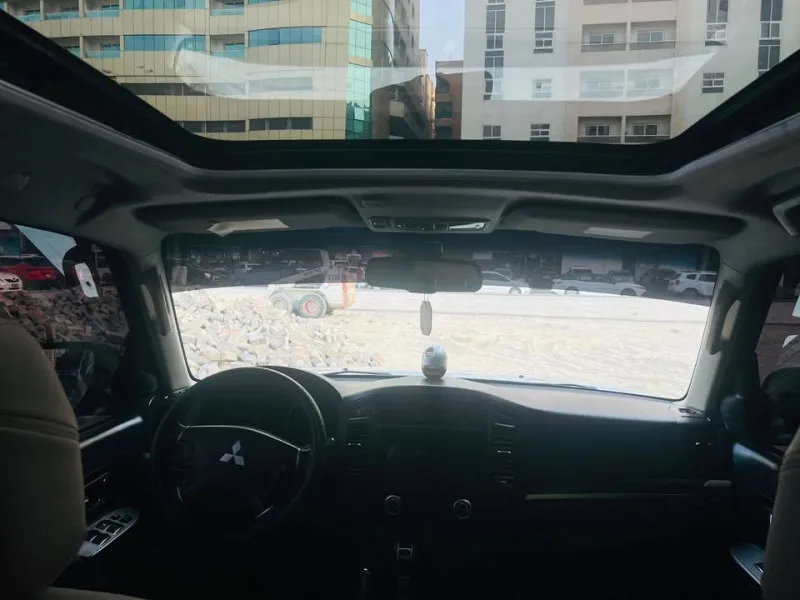 2013 Mitsubishi Pajero in Dubai